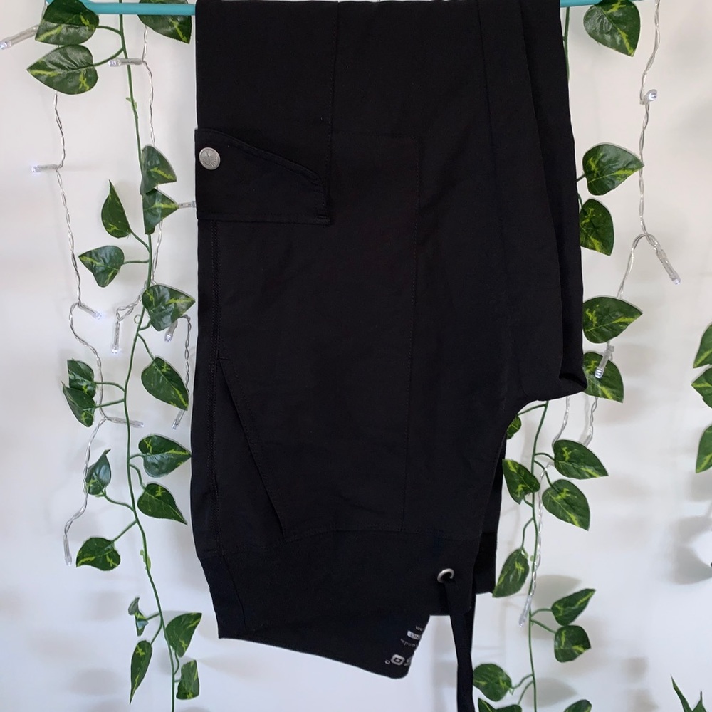 Scrub pants